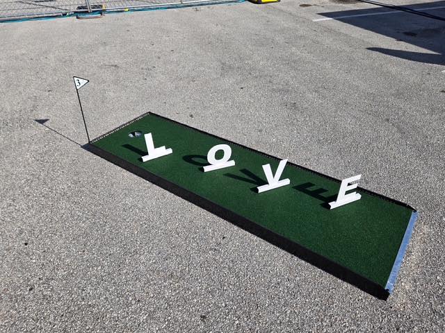 Mini Golf Rental Miami | Portable Mini Golf Course Rental South Florida
